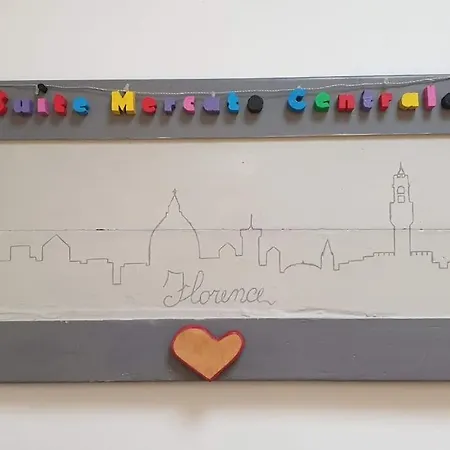 Mercato Near Santa Maria Novella * فلورنس