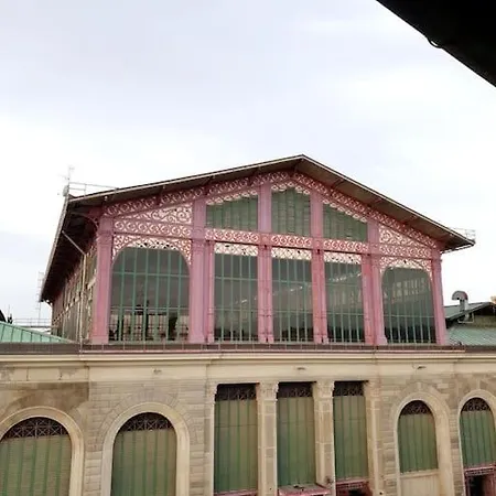 Mercato Near Santa Maria Novella * فلورنس